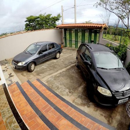 Casa Em Brotas Com Piscina E Churrasqueira Exterior foto